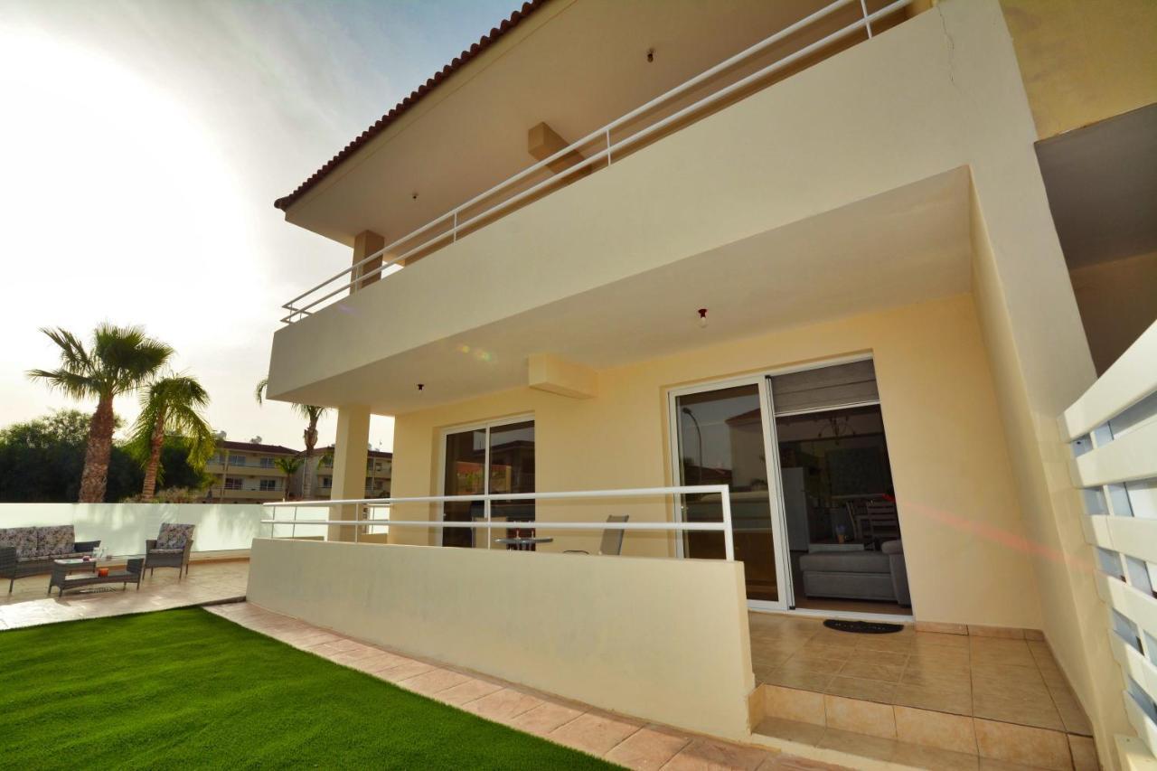 Nissi Martha Apartment Ayia Napa Bagian luar foto