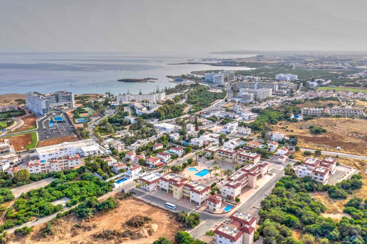 Nissi Martha Apartment Ayia Napa Bagian luar foto