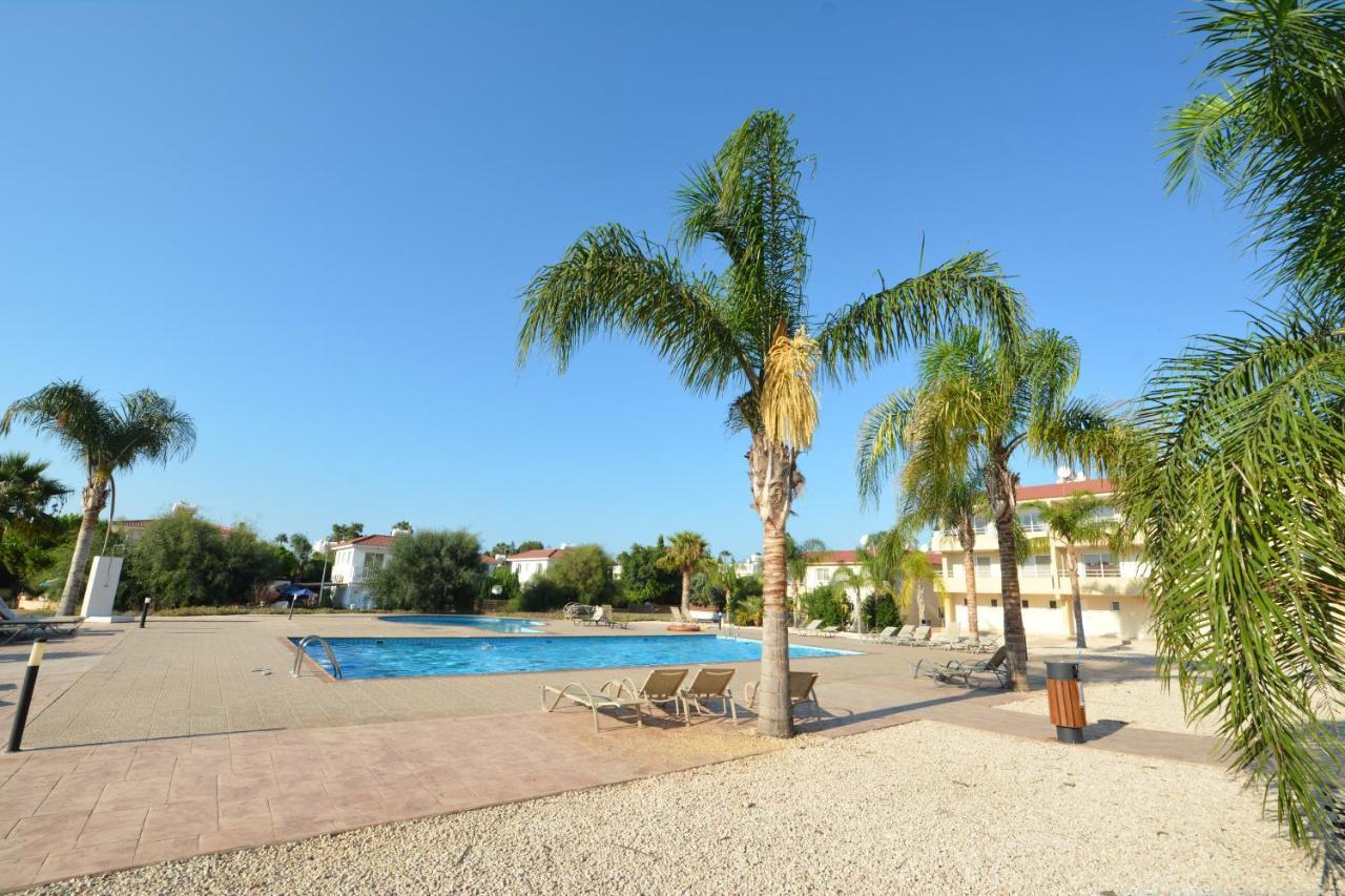 Nissi Martha Apartment Ayia Napa Bagian luar foto