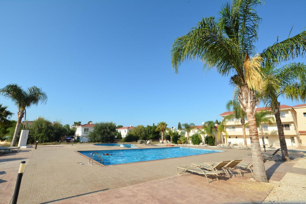 Nissi Martha Apartment Ayia Napa Bagian luar foto